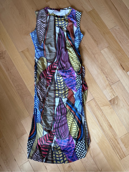 Isle By Melis Kozan Dresses & Skirts - Isle by Melis Kozan mesh midi dress size medium